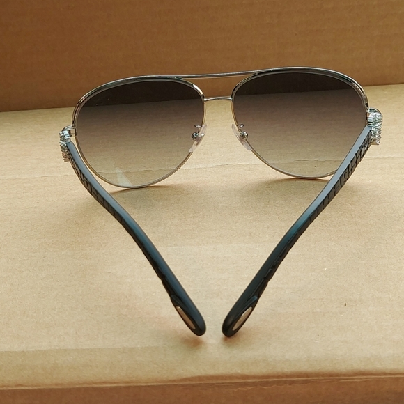 COPY - Chopard womens Sunglasses - Picture 4 of 8